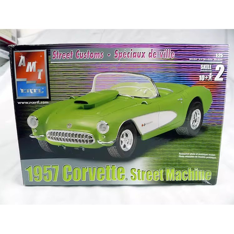 57 Corvette Street Straw Chevrolet Classic Racing Model Premium Assembly AMT 1: 25