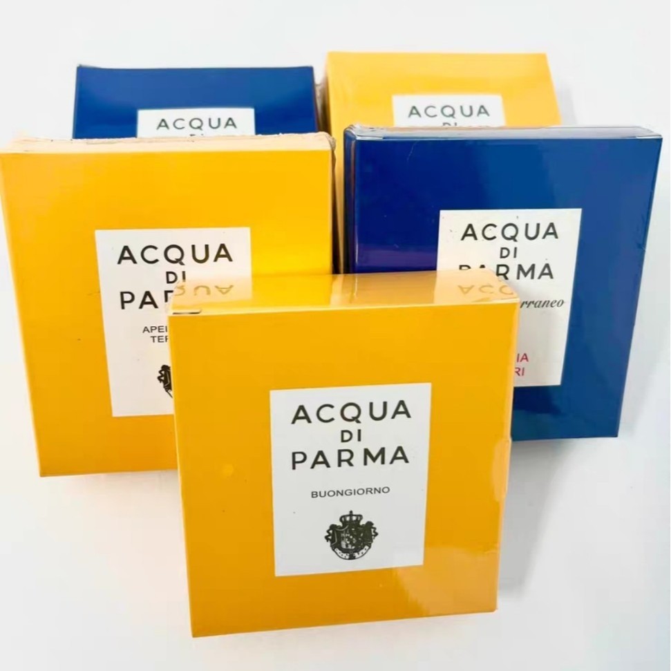 Parma Water Car Aromatherapy Air Outlet ตกแต่งน้ําหอมในรถยนต์ Capsule Diffuser Refill Pack g