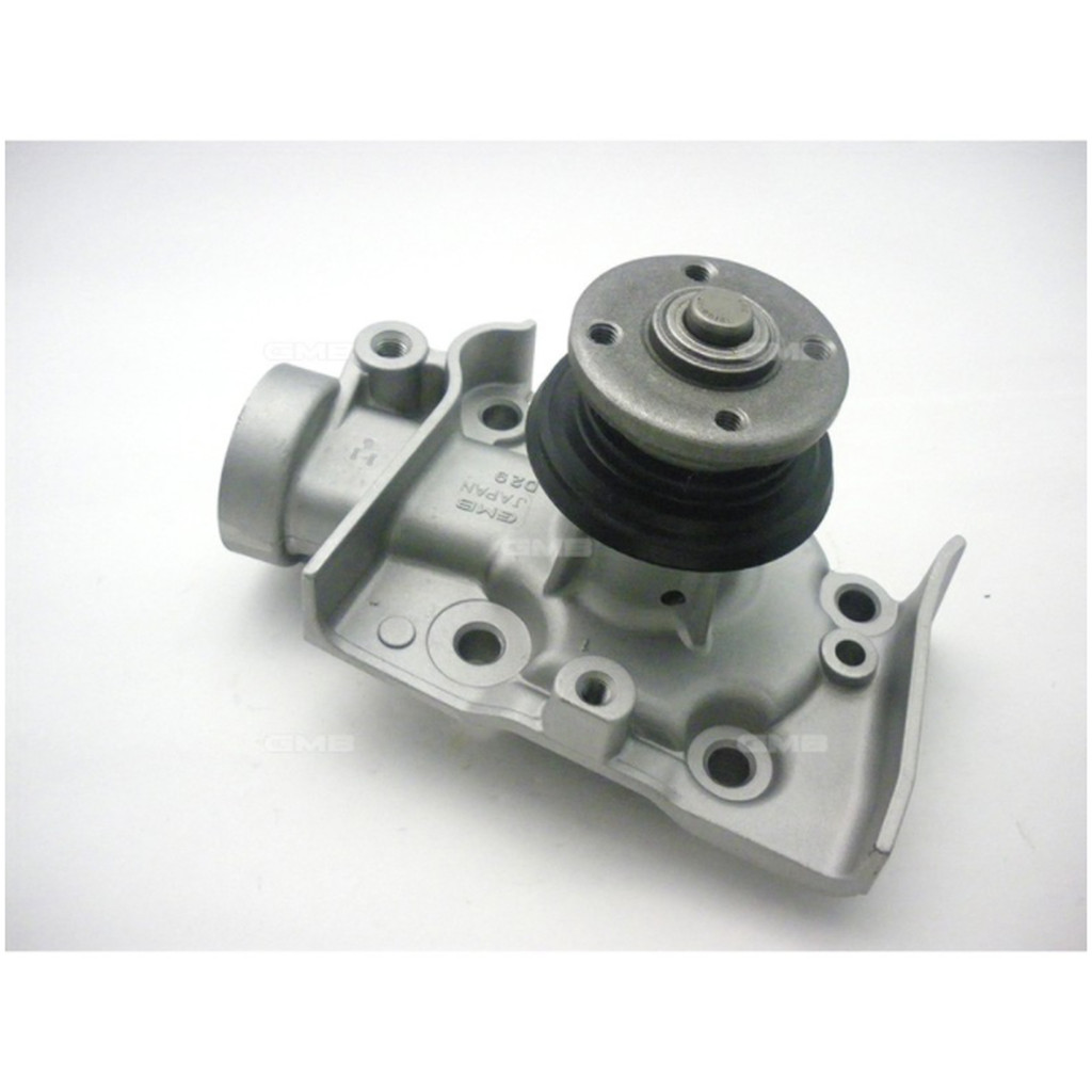 ปั๊มน้ำ DAIHATSU LEEZA L100 1986-1990 MIRA L70 L71 1985-1990 EB 550cc. คอเตี้ย GMB