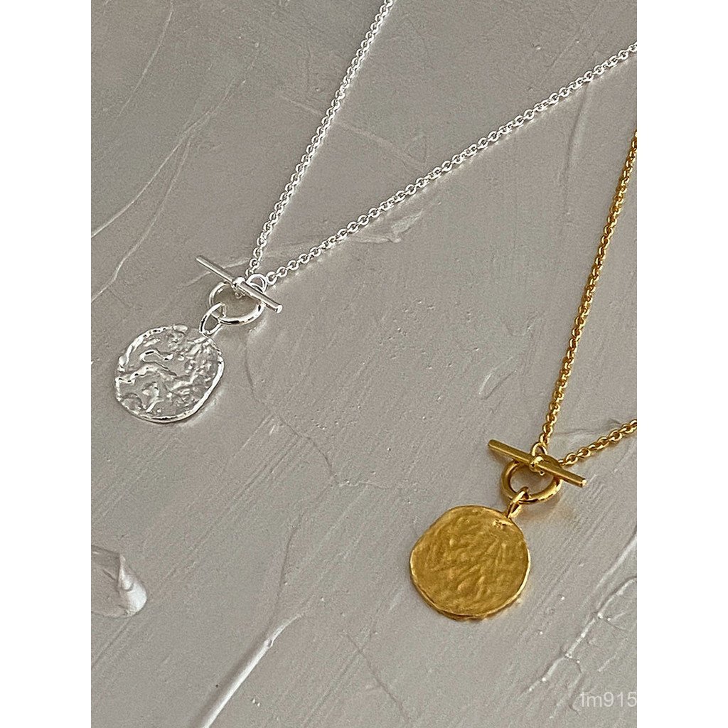 T หัวเข็มขัดหญิงเงินสเตอร์ลิง ins Simple สร้อยคอรอบแผ่นสร้อยคอ Niche 925 Cool สไตล์ทองยุโรปอเมริกัน 