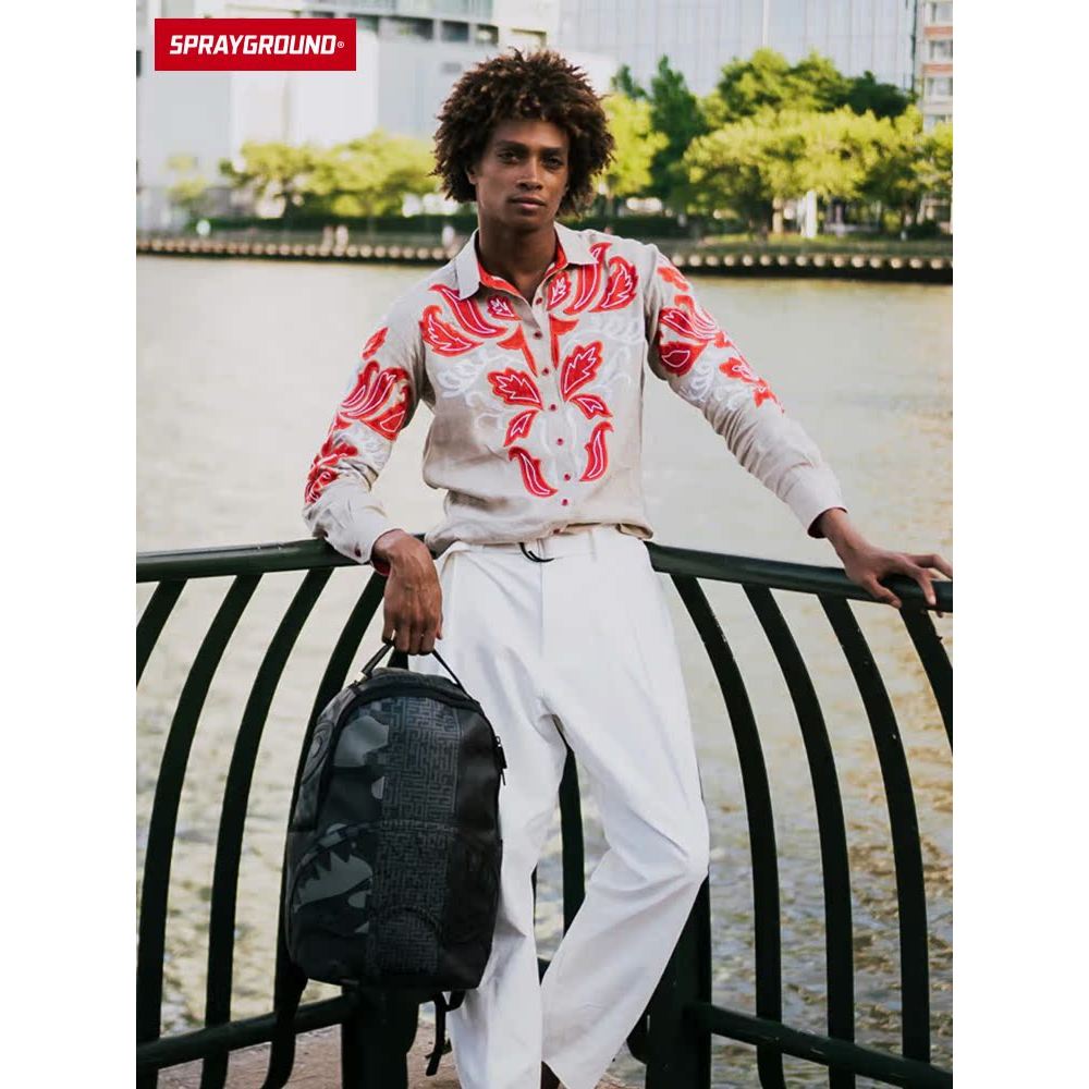 SprayGround Shark Mouth Backpack ความจุใหญ่ สำหรับคอมพิวเตอร์และใช้ในโรงเรียน W0845801