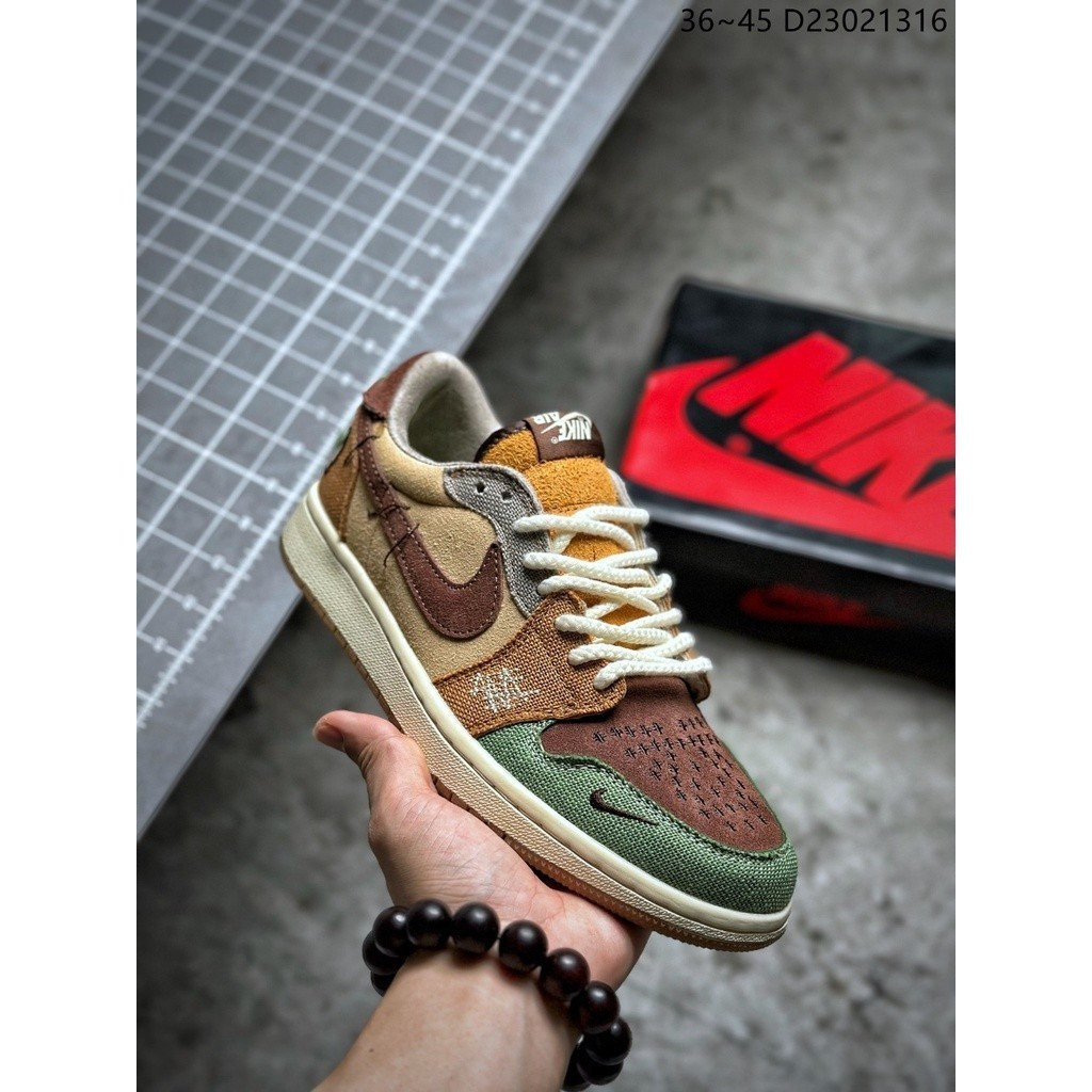 Zion Low-Top Brown Voodoo Doll Zion รองเท้าผ้าใบกีฬาลําลอง