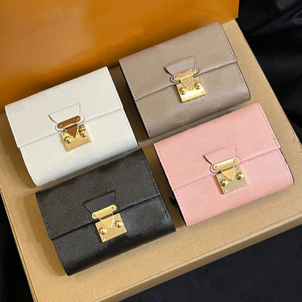 perota brand กระเป๋าสตางค์ผู้หญิงหนังแท้รุ่นใหม่ปี2025ลายลิ้นจี่หนังนูนสั้นสามพับแฟชั่นกระเป๋าใส่บัต