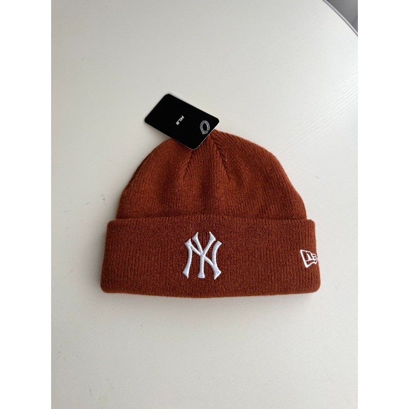 หมวกขนสัตว์ LA2025 ถักอบอุ่น สไตล์คนดังสำหรับฤดูหนาว Unisex - รูปที่ 5