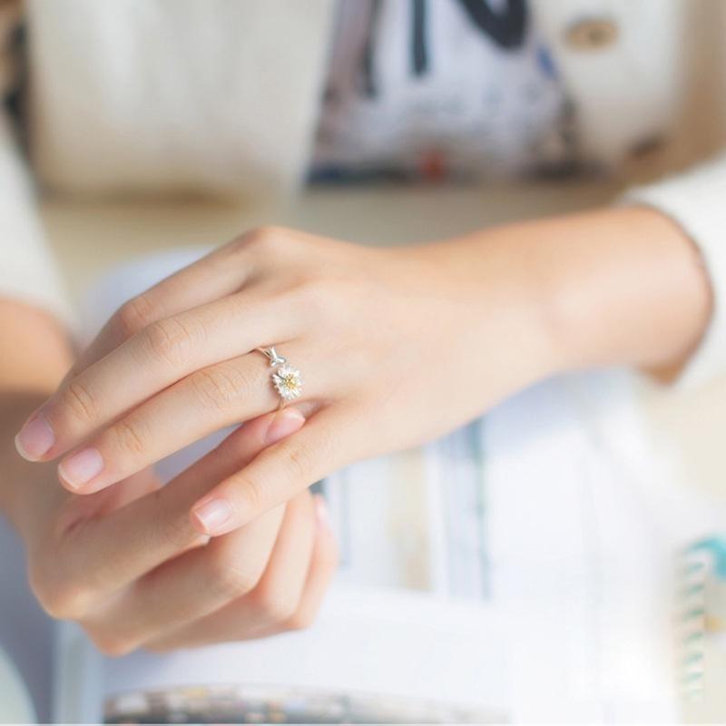 Daisy Ring แหวนเงินแท้ S925 [MERCELO]