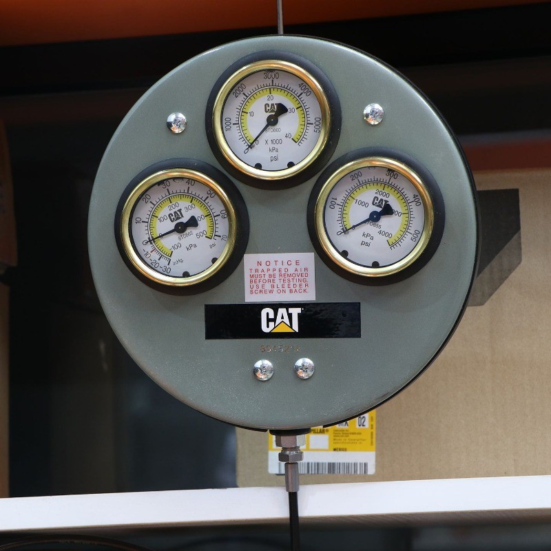 เกจวัดแรงดัน CAT แท้ รุ่น 6V-7830 สำหรับ CAT 313 320 326 336D แบบแขวนสามเกจ