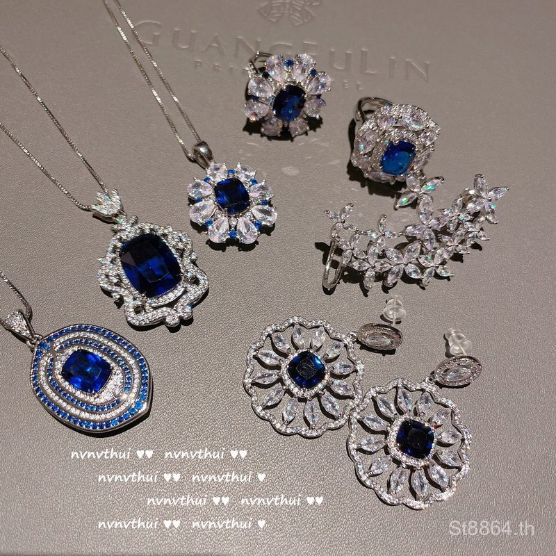 สร้อยคอต่างหู Multi-Layer Geometric Flower งานออกแบบพิเศษ สีทอง 18K และคริสตัลสีน้ำเงิน-navy zircon 