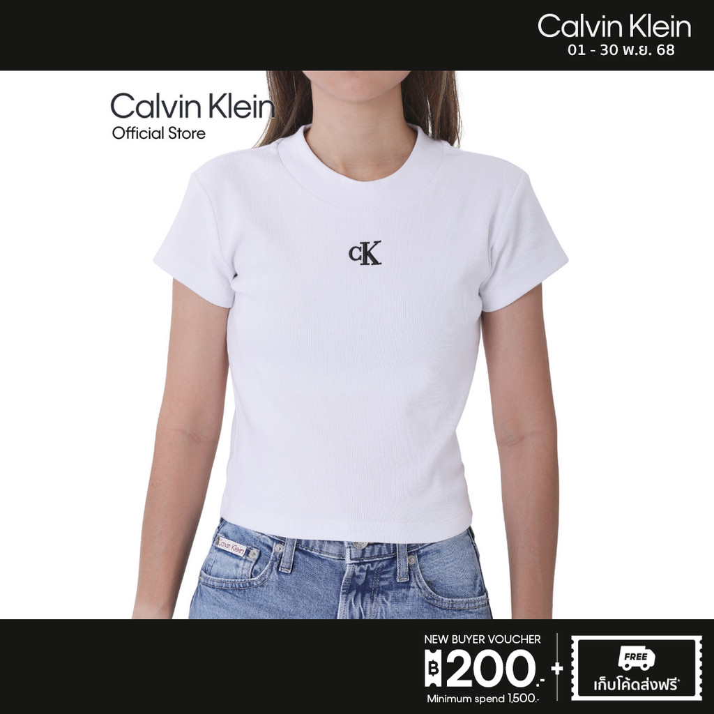 CALVIN KLEIN เสื้อยืดคอกลมแขนสั้นผู้หญิง Baby Tee CK Logo รุ่น 47C211G YAA-สีขาว