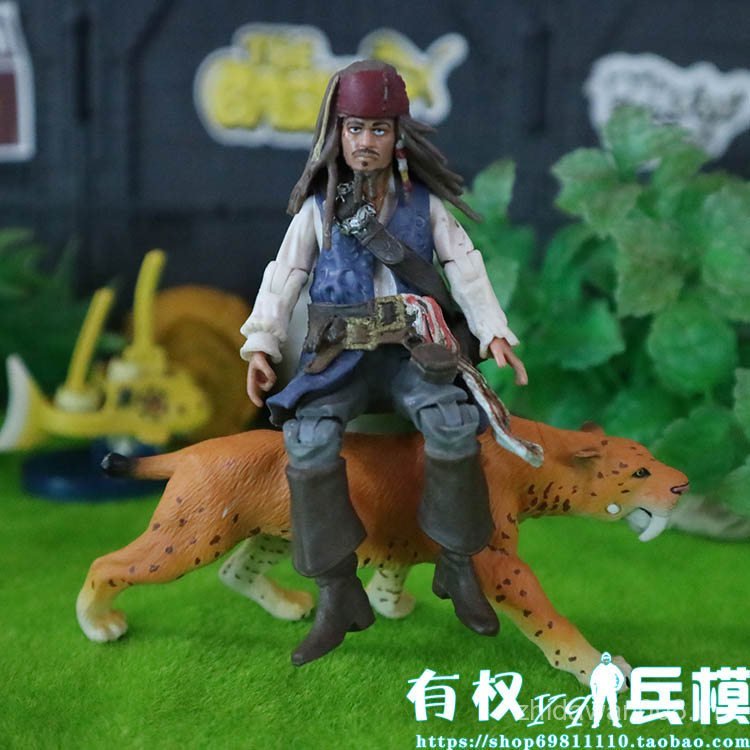 โมเดลทหารขายดี 12 ซม. 1: 18 Treasure Hunt Caribbean Pirates of the Caribbean ตุ๊กตาของเล่นตุ๊กตารุ่น
