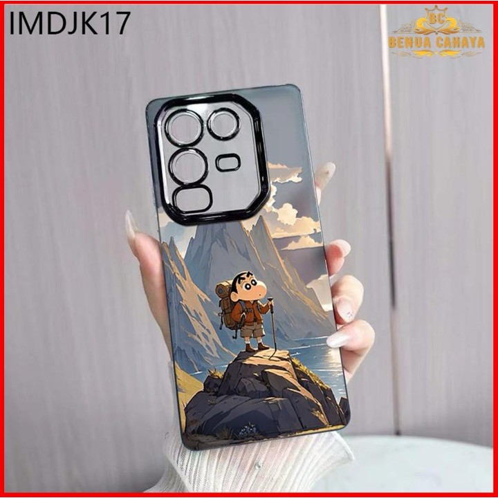 กรณี HYBRID HOLOGRAM เลนส์ CHROME MOTIF SHIN CHAN HIKING สําหรับ IPH0NE 16 16 PLUS 16 PRO 16 PRO MAX