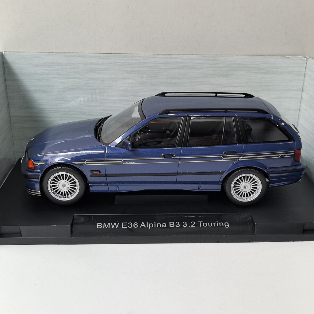 MCG 1/18 BMW E36 ALPINA B3 3.2 Touring BMW Car Model Alloy Non-Opening Non-Turning Blue วัตถุจริงยิง