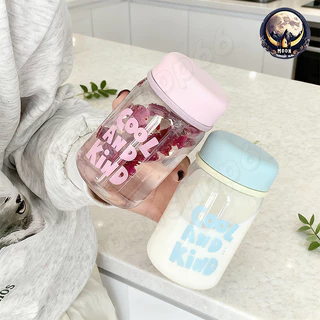 350ml ขวดน้ําพกพา น่ารักมินิมอล แก้วน้ำ มีฝาปิด ถ้วยน้ํากีฬา ขวดน้ำพลาสติก โปร่งใสพร้อมเชือกเส้นเล็กถ้วยน้ํานักเรียน