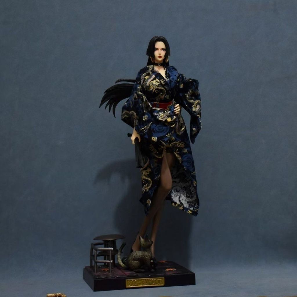 พร้อมสต็อก Strawcool One Piece Street Wear Uta GK Uchiha Spotted ผ้าชุดกิโมโน Empress ฉากอะนิเมะรูปร