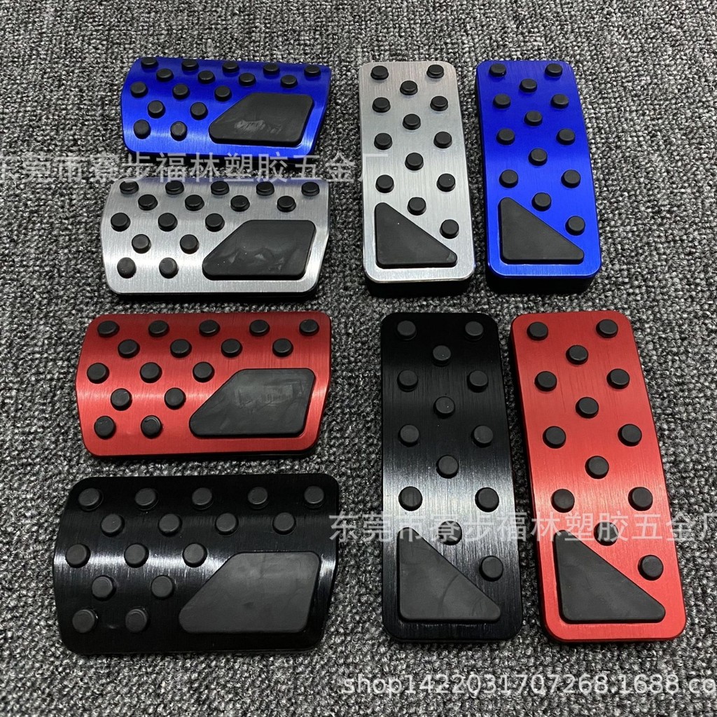 เหมาะสําหรับ JEEP JEEP Big Chenoki Accelerator เบรคเหยียบโลหะเจาะฟรี Chenoki การปรับเปลี่ยน