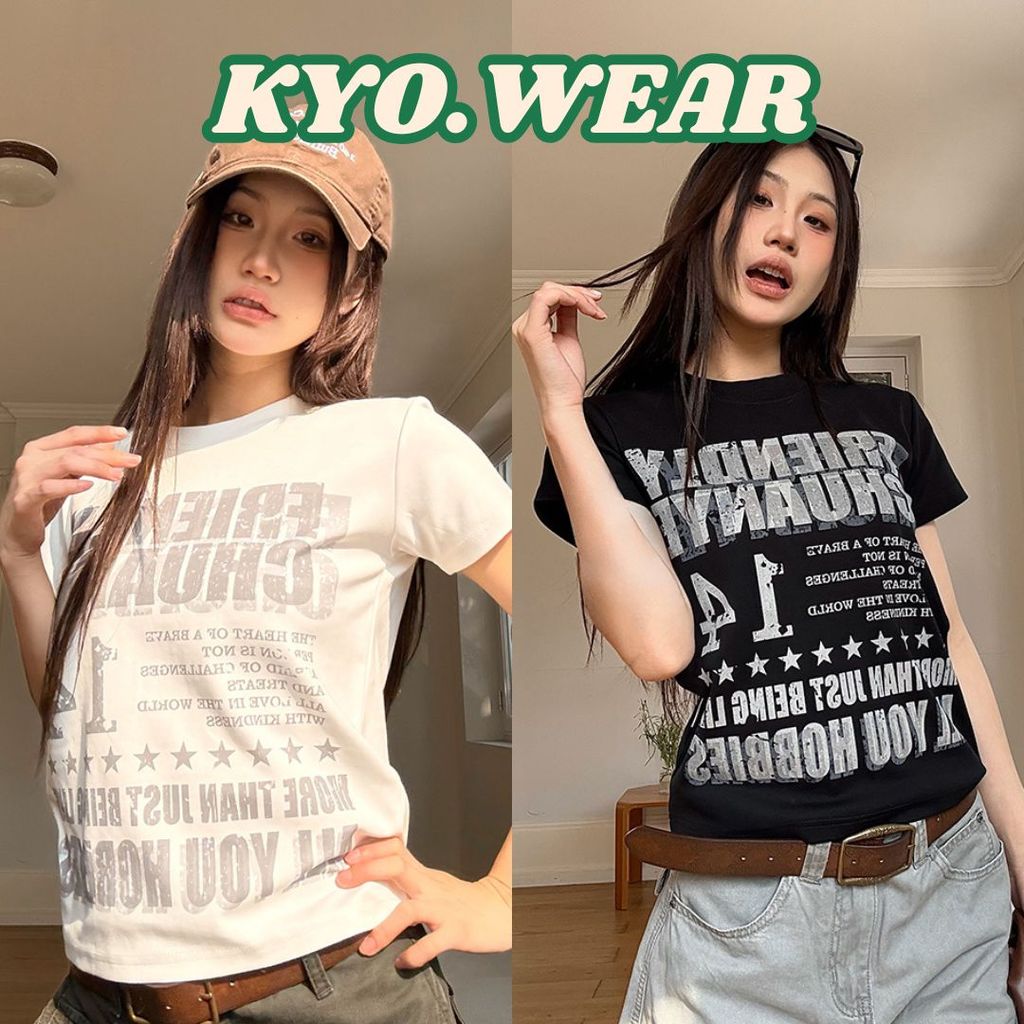 KYO 🎀 【พร้อมส่ง 】 เสื้อดํา แฟชั่นทรงเข้ารูป เสื้อยืดผู้หญิง พิมพ์ลาย "FRIENDLY" เสื้อคอกลม ผ้าฝ้ายแท้ ไม่ต้องรีด