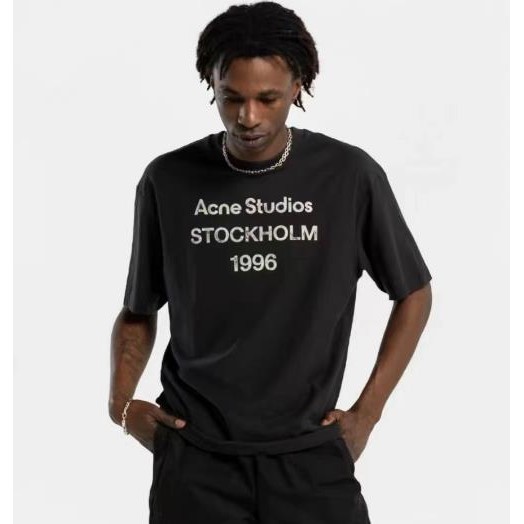 【Stockholm 1996】COD เสื้อเชิ้ตแขนสั้น แฟชั่น t shirt  ผ้ายูนิโคล่ ยืนพื้นไม่หด  คอลูกเรือ ultrasoft