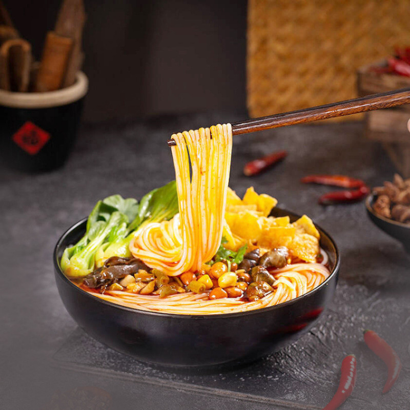 Ailuoge Guangxi Liuzhou บะหมี่หอยทาก บะหมี่สกรูแท้ บะหมี่ข้าว บะหมี่เปรี้ยวร้อนแบบทําความร้อนเอง Liu