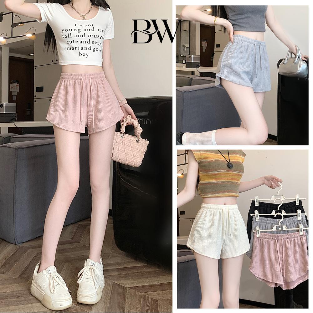 BWกางเกงขาสั้นผ้าไหมน้ำแข็งสีขาวกระโปรงผู้หญิงสีเทาสีชมพูสบายๆขากว้างกางเกงร้อนวาฟเฟิลขนาดเล็กกางเกงกีฬาฤดูร้อน