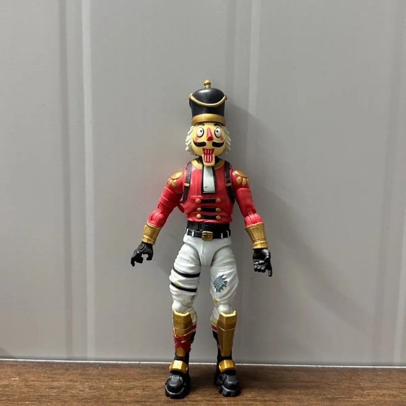 จํานวนมาก Hasbro Fort Night Action Figure Action Figure กล้วยสีขาวโครงกระดูก Man มะเขือเทศนักรบ 20 ซม. Nutcracker ของเล่นเด็ก