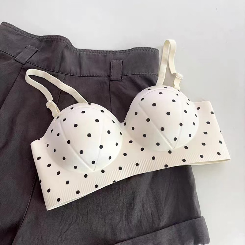 Polka Dot Bra แบบ Push-Up สบายๆสำหรับทุกไซส์อก S-XL