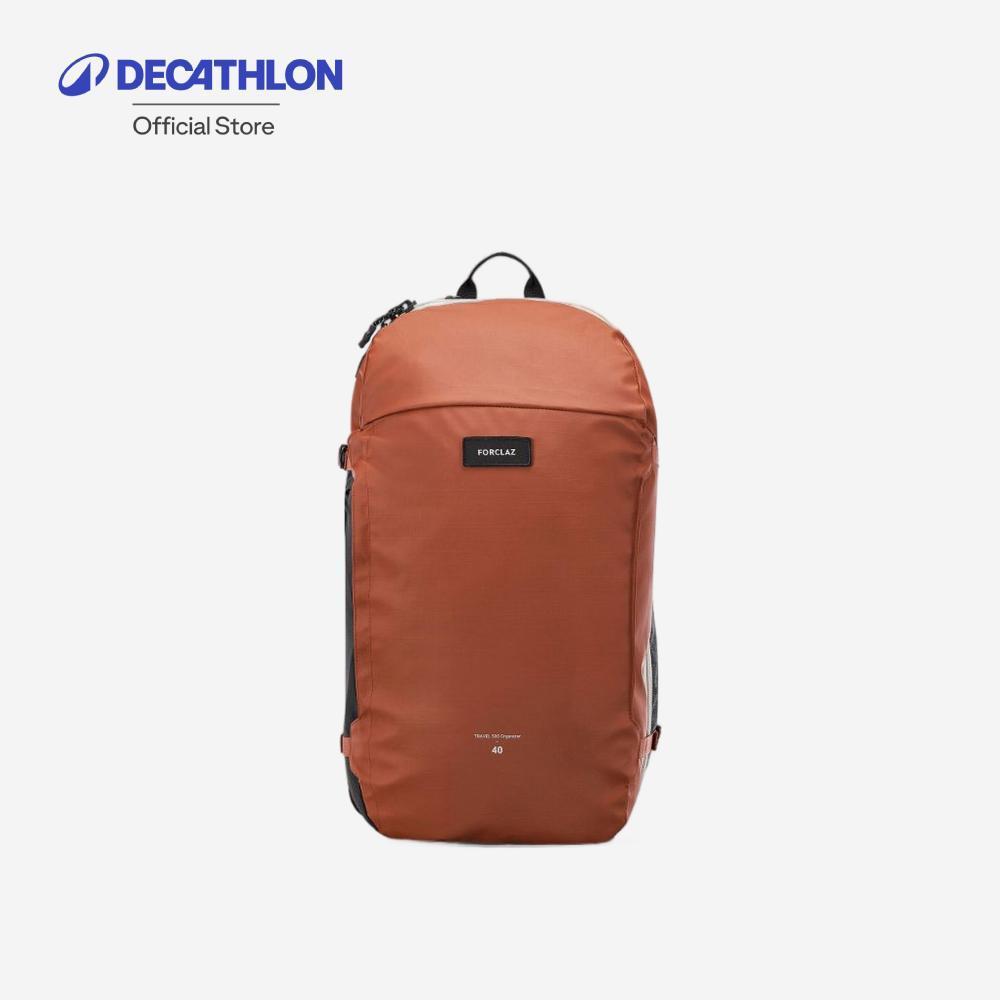 Decathlon Travel Backpack 40 L Organizer เป้สะพายหลังมีช่องแบ่งจัดระเบียบ รุ่น Travel 500 ขนาด 40 ลิตร - Black/Brown