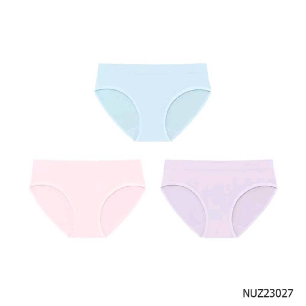 Sabina (เซ็ต 3 ตัว) ผ้าทอ เอวต่ำ FREESIZE รหัส NUZ23027 *กางเกงชั้นใน Seamless Fit รุ่น Panty Zone