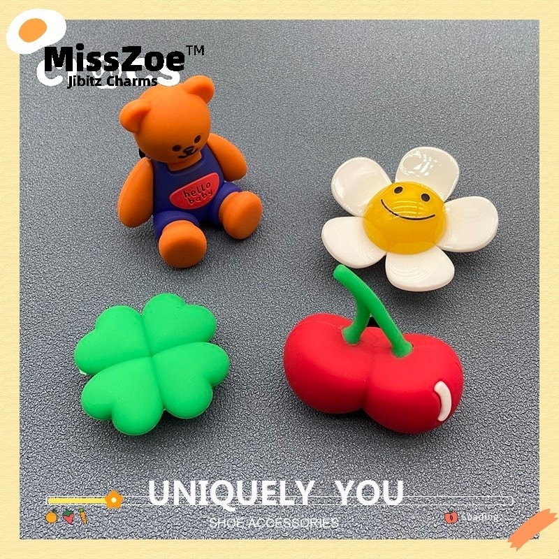 Crocs jibbitz wiggle wiggle Jibbitz หัวเข็มขัดรองเท้า ลายหมียิ้มพร้อมดอกไม้ แบบสามมิติ อุปกรณ์เสริมเ