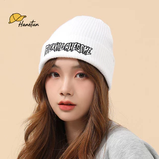 ฟรีค่าขนส่ง🚚หมวกไหมพรมปักลายอินเทรนด์ สไตล์สตรีท unisex หมวกฮิปฮอปแฟชั่นอเนกประสงค์ กันหนาวฤดูหนาว.เทศกาลปีใหม่2026