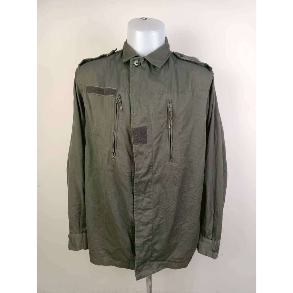 I828 🇫🇷 เสื้อทหารกองทัพฝรั่งเศส  ผ้าHBT (ของแท้) อก 48 (กรุณาอ่านรายละเอียดด้านล่างให้ครบ)
มือ 2 สภา