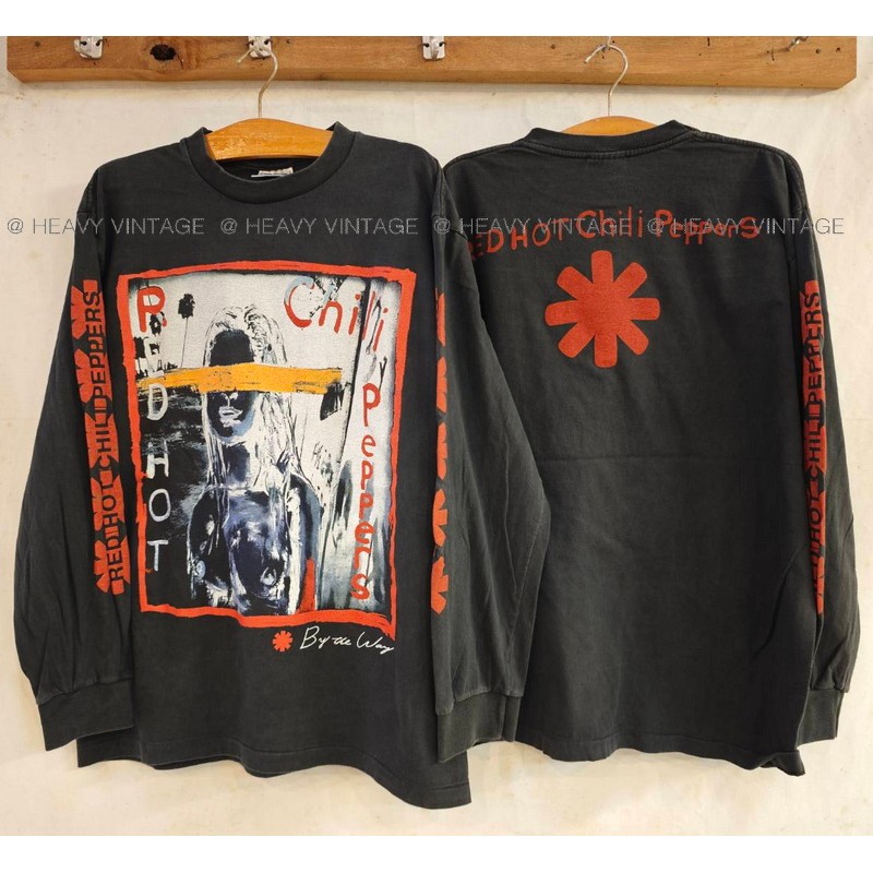 RED HOT CHILLI PEPPER By the way long sleeve เสื้อวินเทจ เสื้อทัวร์ วงร๊อค heavy vintage shirt