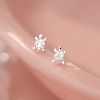 Turtle Dreams Earrings ต่างหูเงินแท้ S925 [MERCELO]