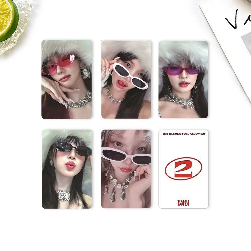 GIDLE Photocard Album < 2 > FP Photocard อัลบั้มการ์ดโปสการ์ดการ์ดสุ่มเพลง Yuqi Minnie Merchanted GI