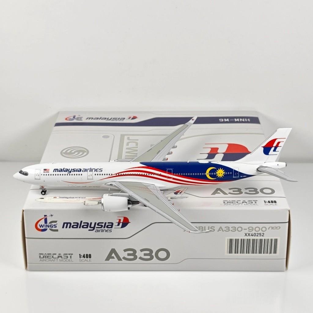 JC Wings XX4022 1: 400 Malaysia Airlines A330-900neo 9M-MNH Alloy