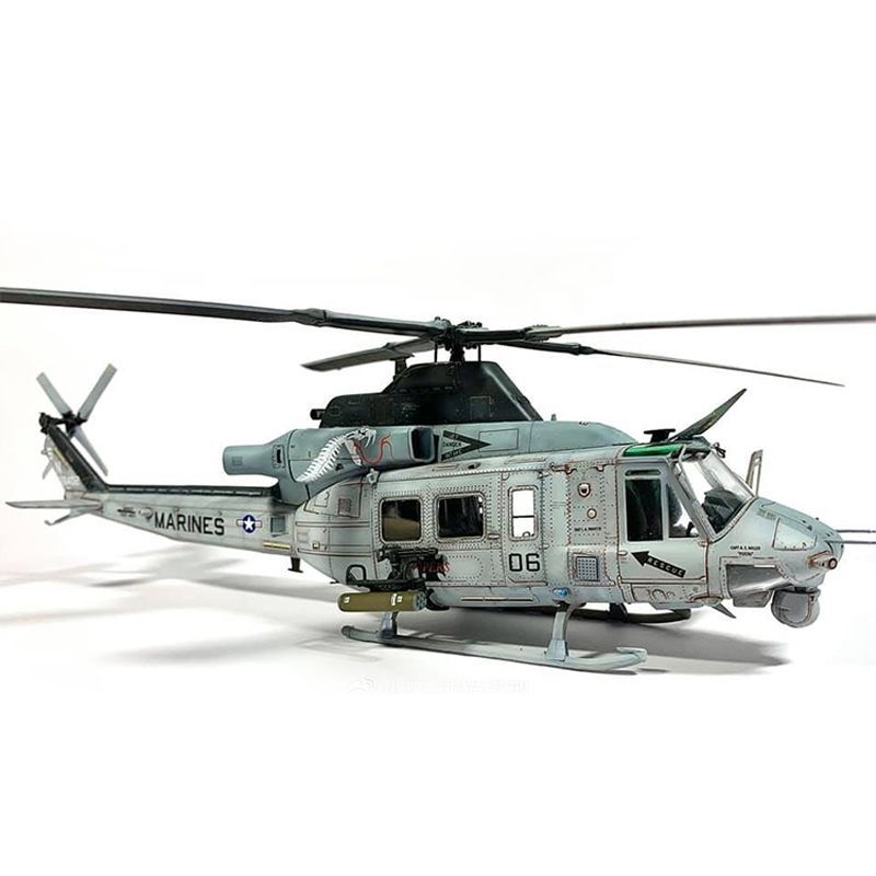 3G รุ่น Kitty ประกอบเครื่องบิน 80124 1/48 US Navy UH-1Y Venom Helicopter