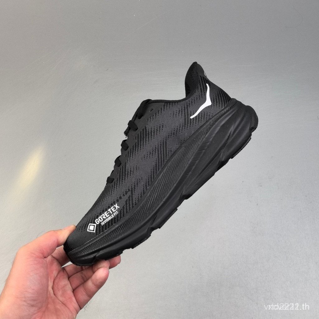 รองเท้าวิ่ง Lotto M Clifton 9 GTX ใช้การออกแบบกันน้ําน้ําหนักเบา ออกแบบมาสําหรับการดูดซับแรงกระแทก