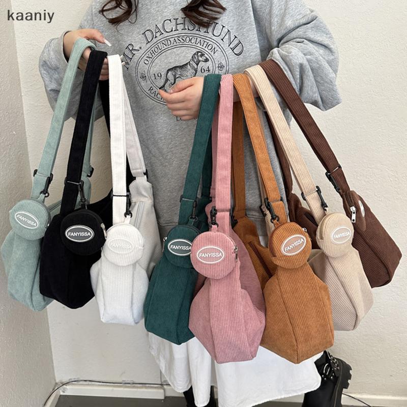 กระเป๋าขวางCORDUROY ขนาดใหญ่ สายปรับได้ สไตล์วันเดย์คูล สำหรับผู้หญิง ทำจากคอร์ดโรยเบาๆ ใส่ได้ทุกลุค - รูปที่ 6