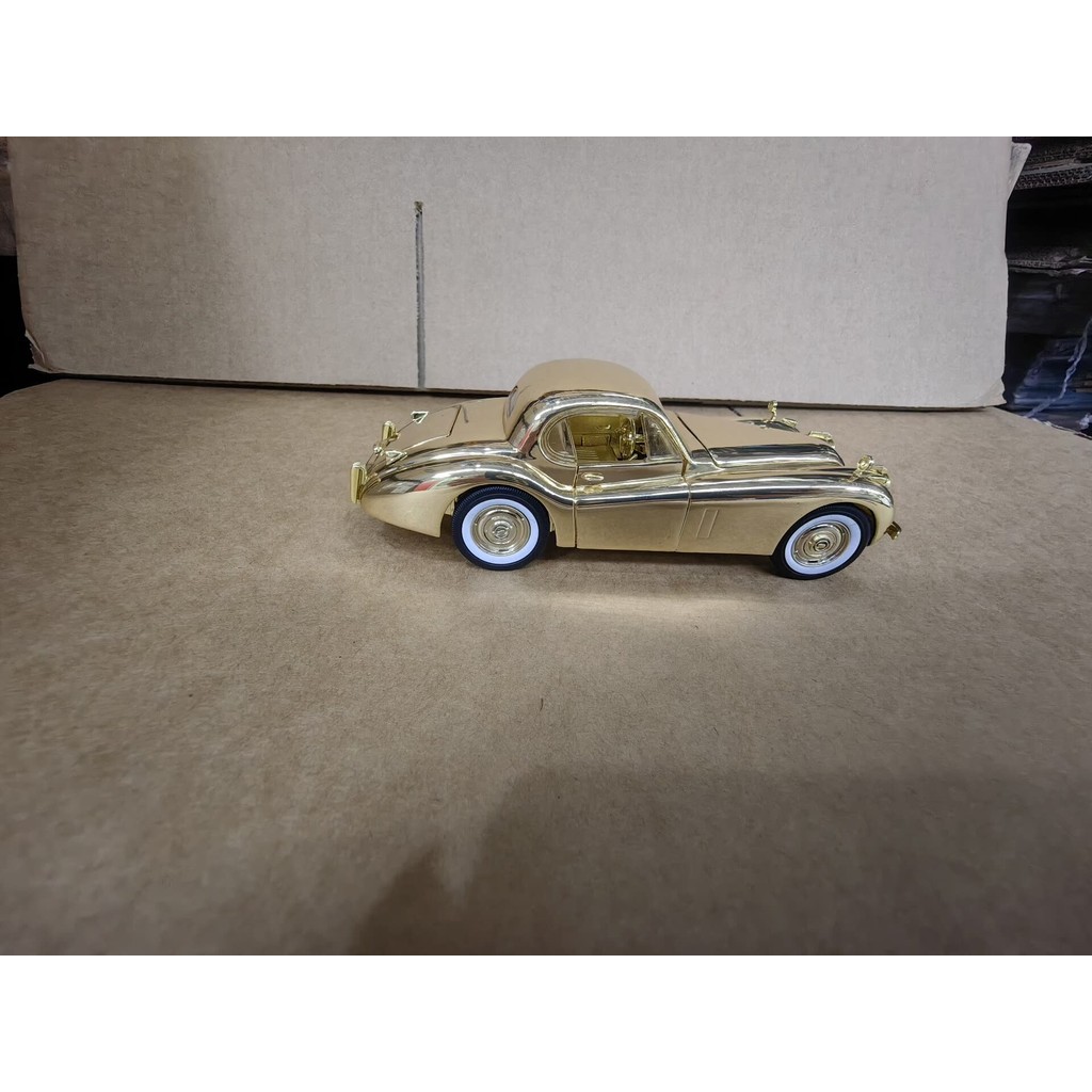 TSM MODEL 1/24 Gold-Plated Jaguar XK120 Car MODEL ยี่ห้อใหม่บรรจุภัณฑ์เดิม, พื้นผิวสีที่สมบูรณ์แบบ, 