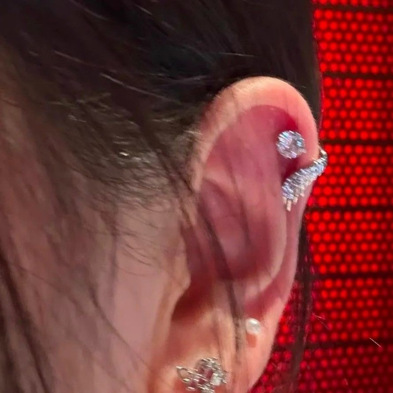 สร้อยคอมุสลิมและต่างหูสกรูล็อกสำหรับผู้หญิง - รูปที่ 2