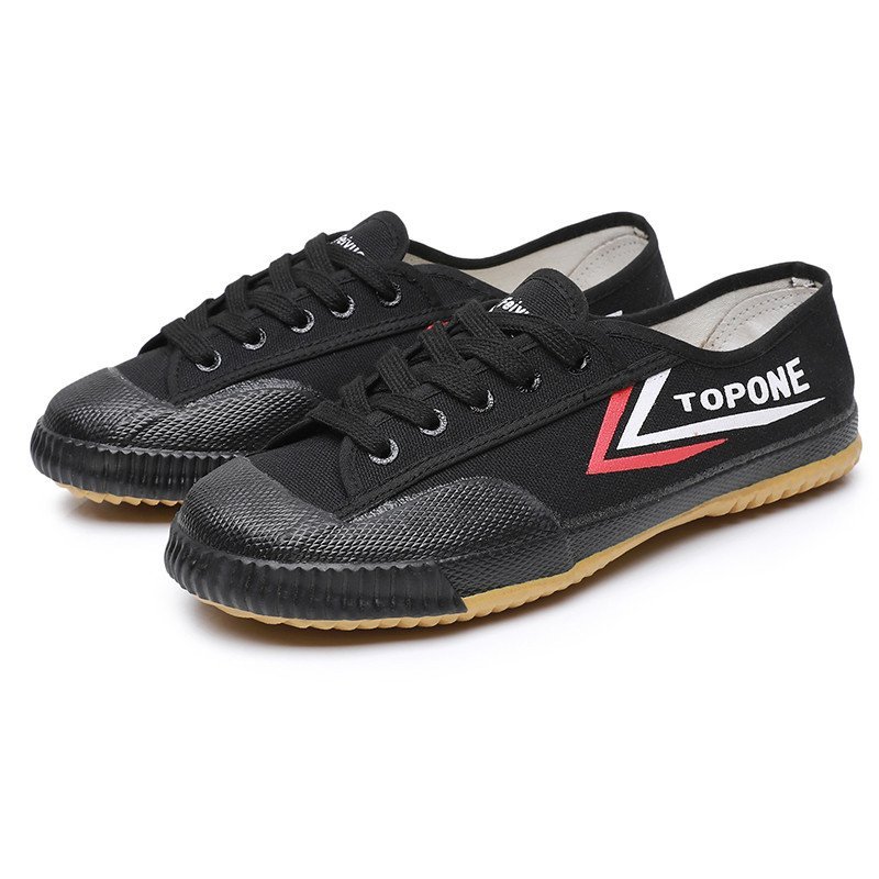 รองเท้าผ้าใบสีขาวยกบิดขนาดใหญ่ ทรงคล้ายกัน สำหรับใส่วิ่งและกระโดด Z82