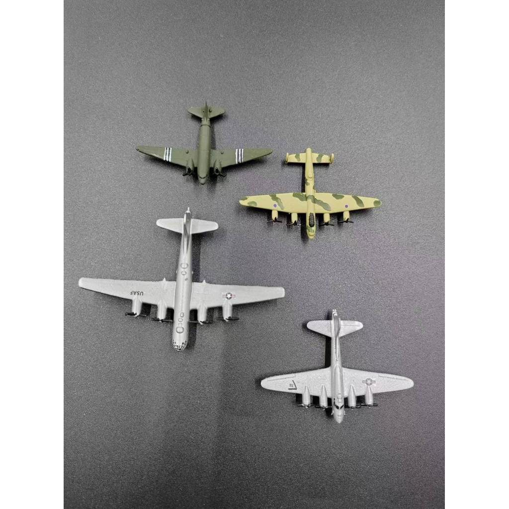 เครื่องบิน World War II รุ่น 1: 700 Scale ชุด 4 c47 b29 Lancaster b17