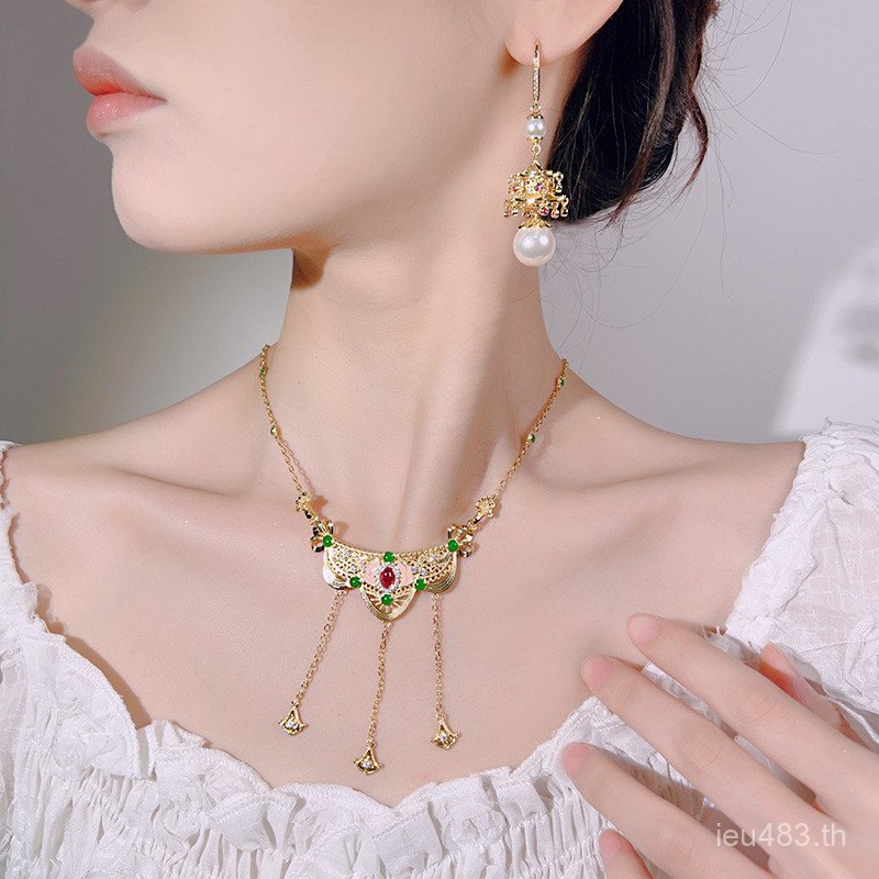 สร้อยคอ Clavikel Chain และต่างหู แบบชาติพันธุ์และเรโทร เหมาะสำหรับฤดูใบไม้ร่วงและฤดูหนาว OVB8