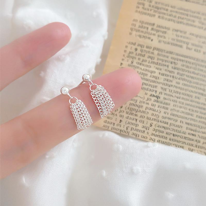 Flowing Grace Earrings ต่างหูเงินแท้ S925 [MERCELO]