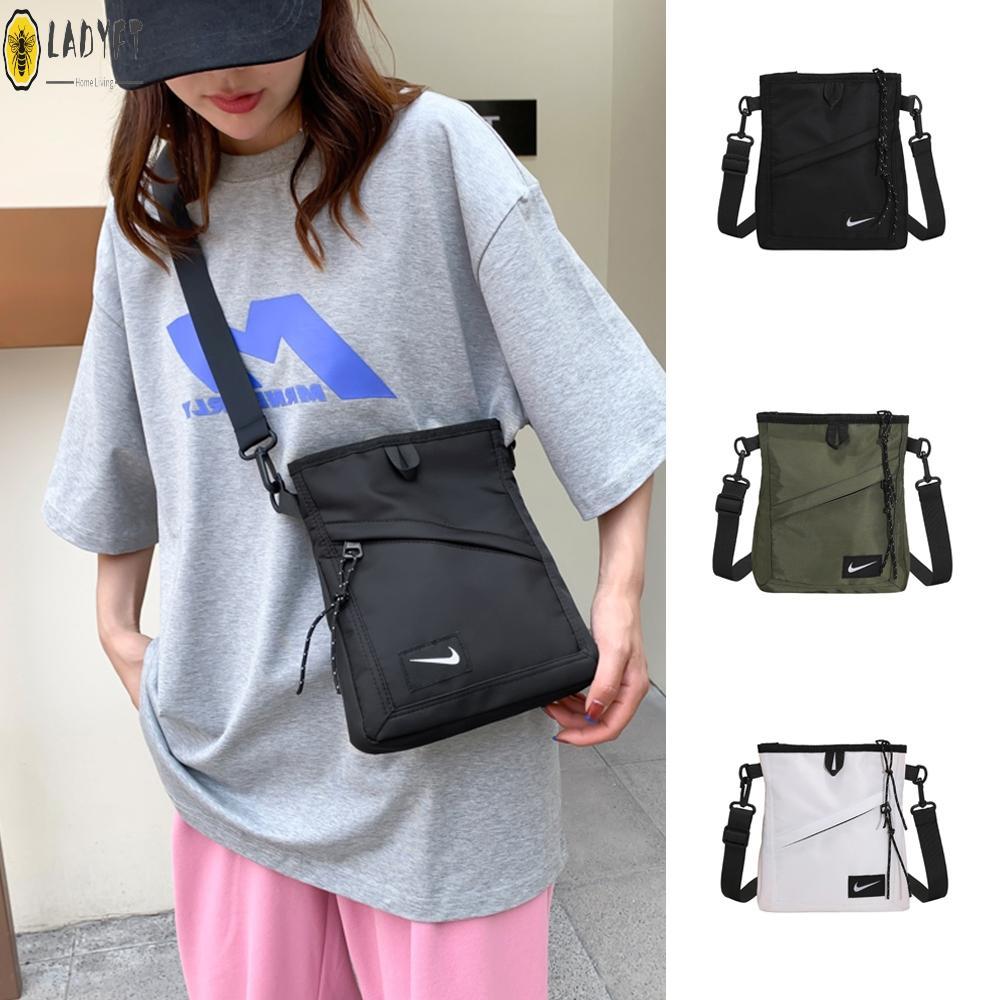กระเป๋าสตางค์ Casual Gym Chest Messenger กระเป๋าผู้ชายกลางแจ้ง Unisex ผู้หญิง
