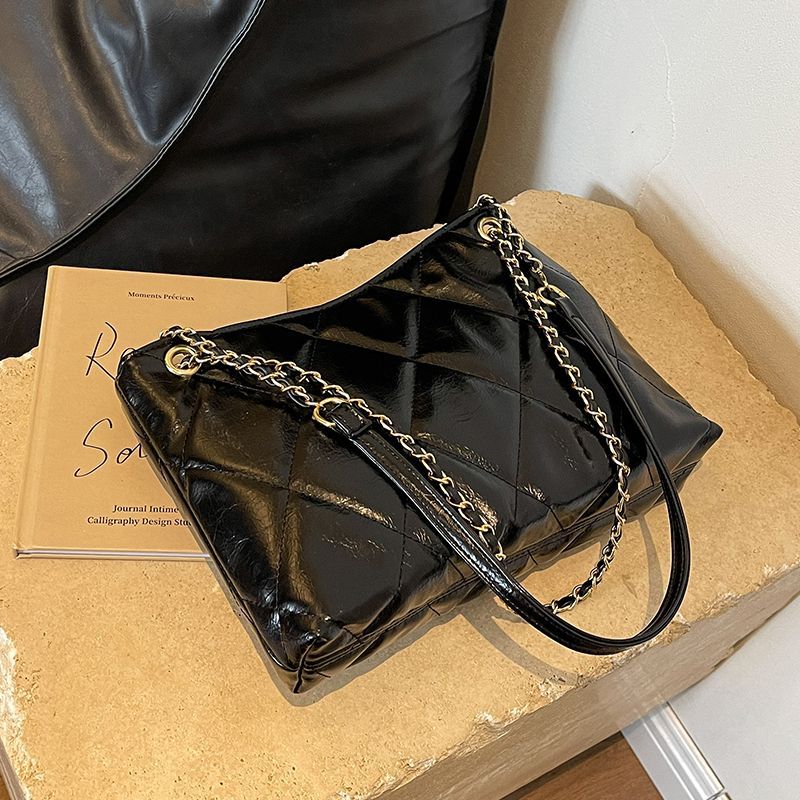 Amy Rabbit Niche Design Diamond Shoulder Bag สำหรับผู้หญิง