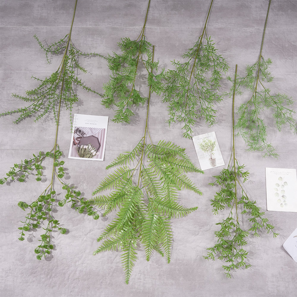 จําลองพืชสีเขียวช่อดอกไม้แต่งงานผลิตภัณฑ์สําเร็จรูปผ้าไหมเทียมดอกไม้พืชสีเขียวพลาสติกห้องนั่งเล่นดอก