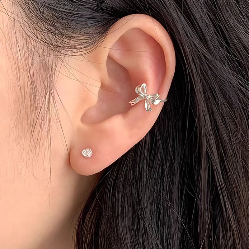 COD-ในไทย💖S925ต่างหูหนีบโบว์แต่งริบบิ้น หวานน่ารัก Insสไตล์เกาหลี เครื่องประดับแฟชั่นสําหรับผู้หญิง ไม่ทําให้แพ้ง่าย-Kr