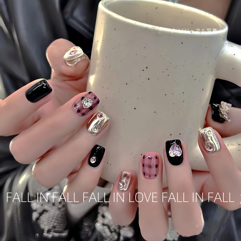 [Sweetheart Hot Girl] Y2K Millennium Hot Girl Style Metal Niche Handmade Wear Nails Cyberpunk Nails 