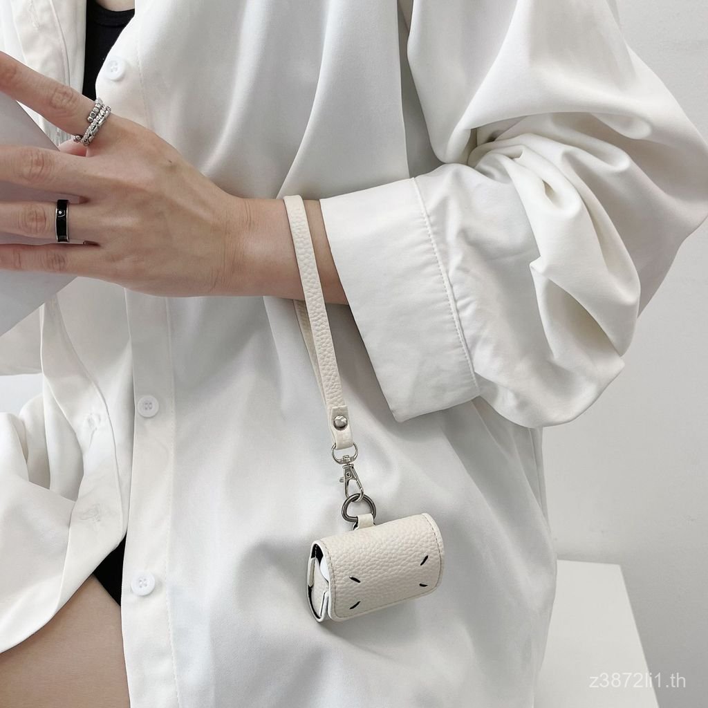 เคสหูฟังที่เหมาะสม รุ่นที่ 1/2nd Generation เคสหูฟังบลูทูธไร้สายแบบพกพา Street Wear airpods ใหม่รุ่น