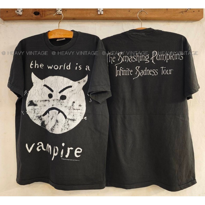 The Smashing Pumpkins the world is a VAMPIRE world tour tee Bio Washed เสื้อวินเทจ เสื้อทัวร์ วงร๊อค