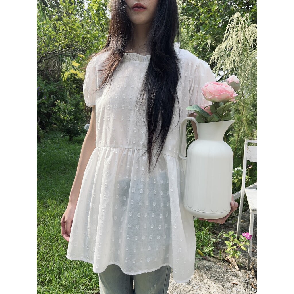 Daisy Airy Blouse เสื้อเบลาส์มีกระเป๋าข้าง ผ้าคอตตอนมัสลินทอลายพรีเมียมนุ่มสบายใส่แล้วเกิดทุกที่ค่ะ แมทช์กับยีนส์หรือ...
